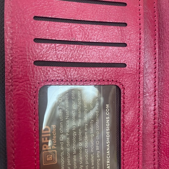 Patricia Nash Pertina Frame Pouch Crossbody Magenta Red Croco - Picture 8 of 9